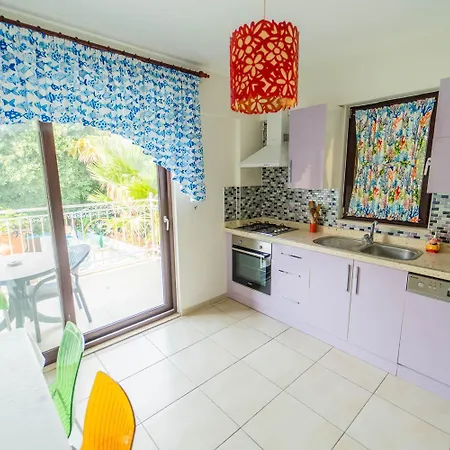 Villa Garden Island *