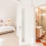Villa Garden Island